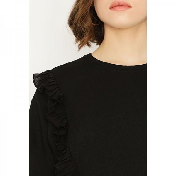 Black Plisse Ruffle Sweat