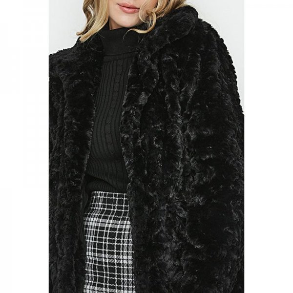 Black Textured Round Collar Coat